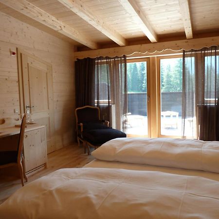 Hotel Ciasa Salares San Cassiano  Eksteriør bilde