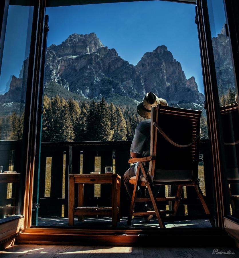 Hotel Ciasa Salares San Cassiano  Eksteriør bilde