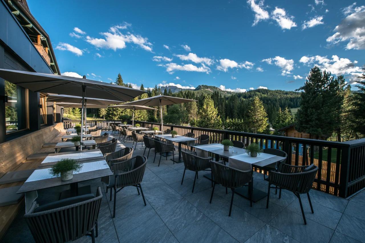Hotel Ciasa Salares San Cassiano  Eksteriør bilde
