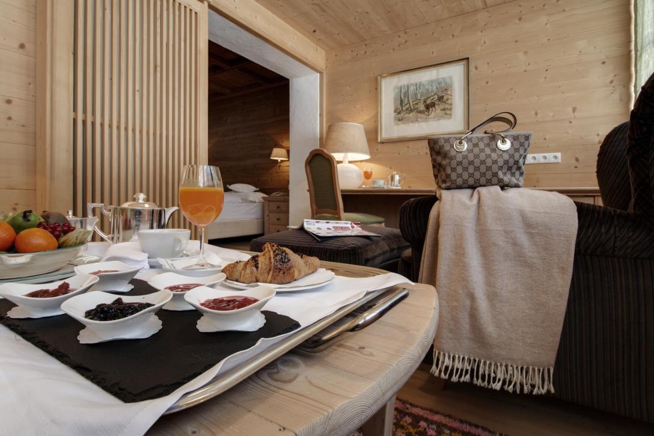 Hotel Ciasa Salares San Cassiano  Eksteriør bilde